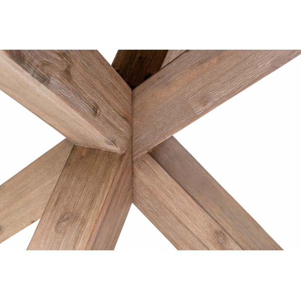 ROUND DINING TABLE