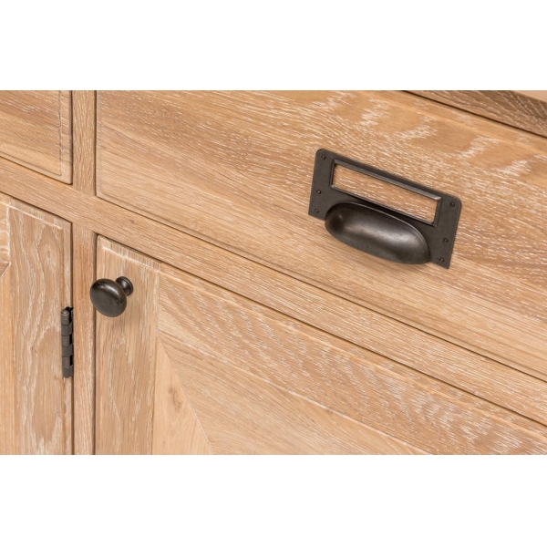 SIDEBOARD