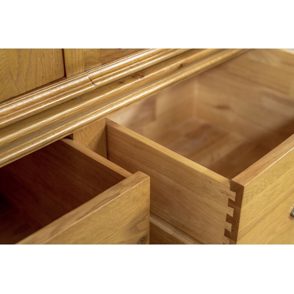 TRIPLE WARDROBE WITH DRAWERS