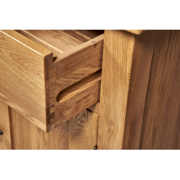 4'6" SIDEBOARD