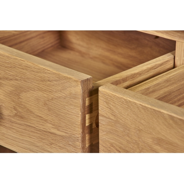 CONSOLE TABLE 3 DRAWER